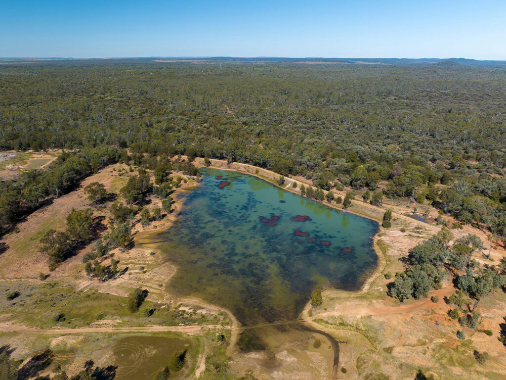 Rubyvale Gemfields Queensland Gemfields | Leonard Joel Auctions